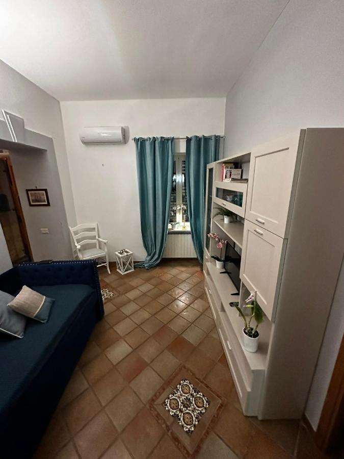 La Scala Di Atena Apartment *